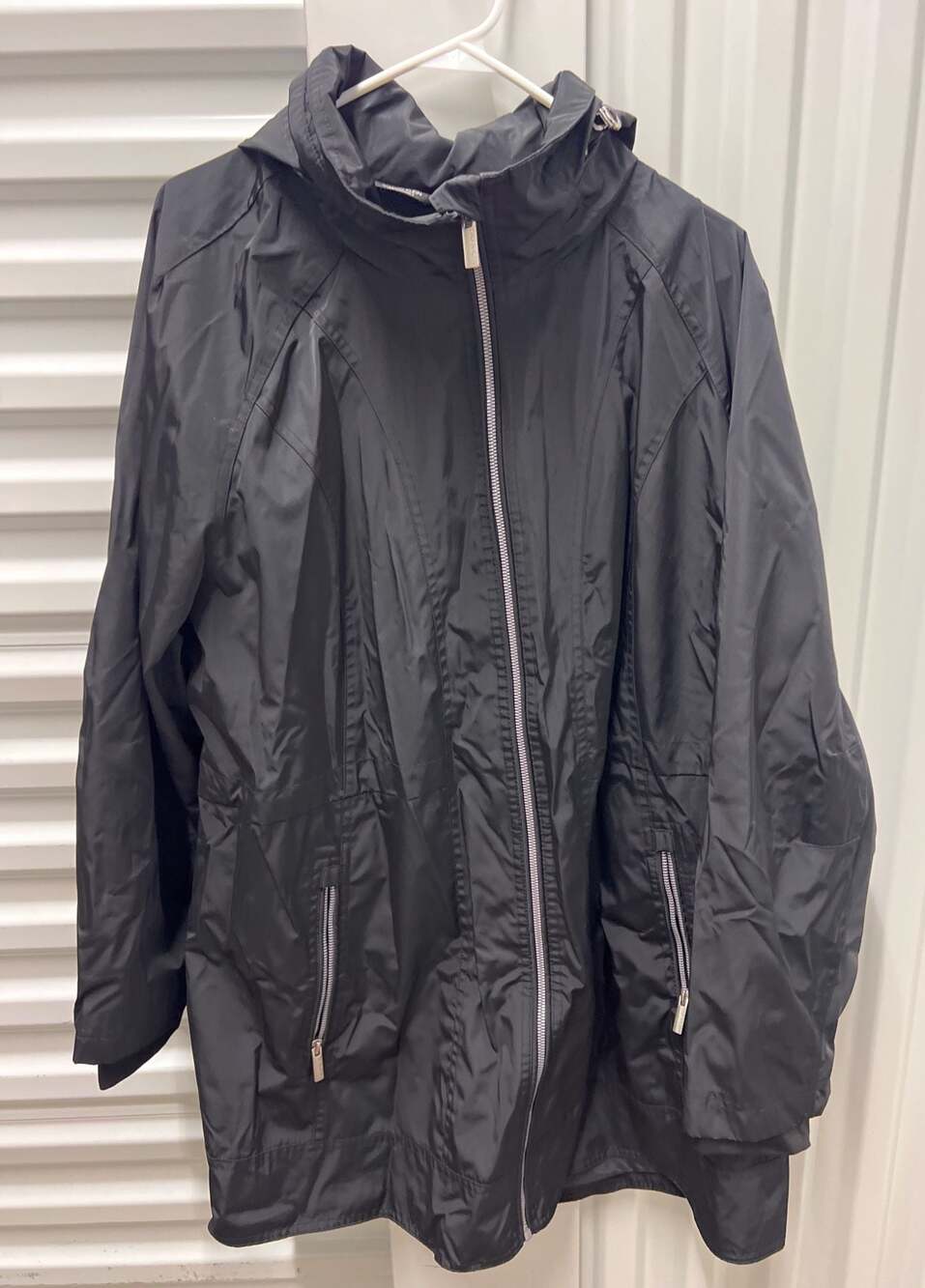 Calvin Klein Performance Black Hooded Rain Jacket Windbreaker Zipper Pockets